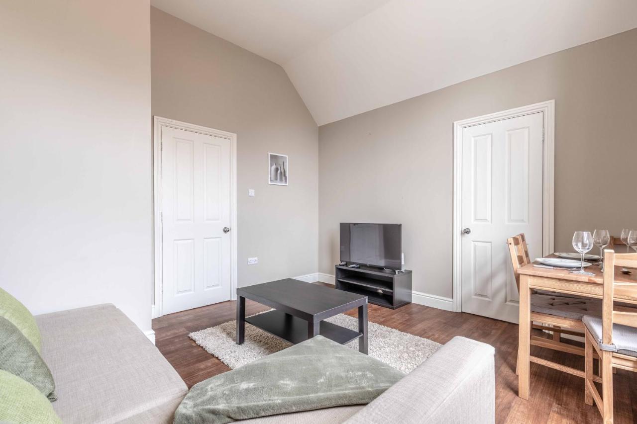 Cosy Central Windsor Apartment & Free Parking! Εξωτερικό φωτογραφία